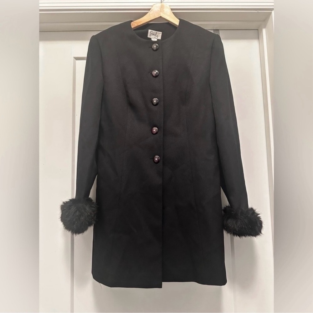 ❤️ Vintage Black EMILY... Coat with Faux Fur Sleeves - Size 8
